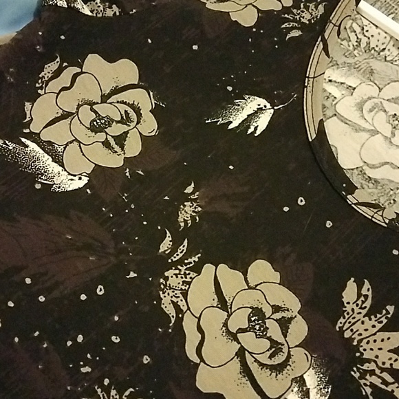 Lularoe Perfect Top - Picture 4 of 5